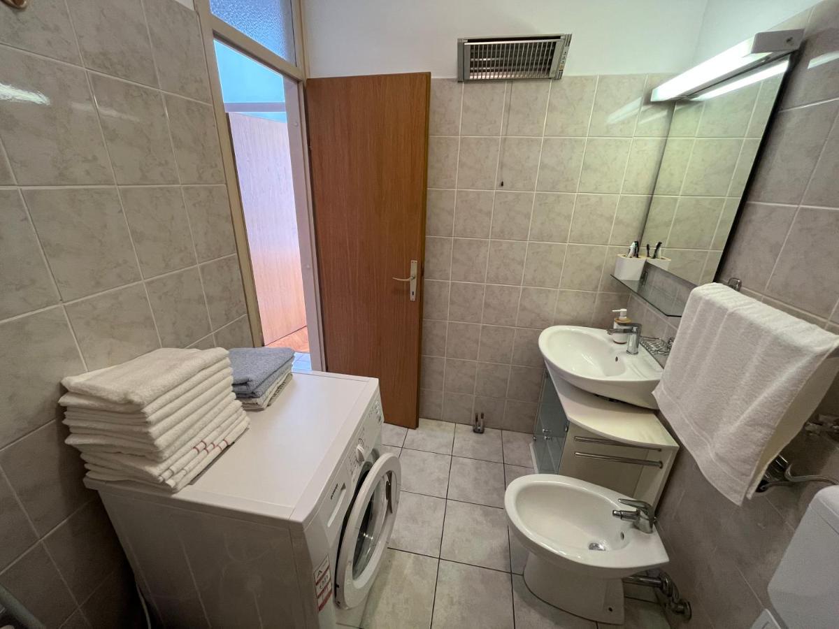 Sunny Corner Appartement Split Buitenkant foto